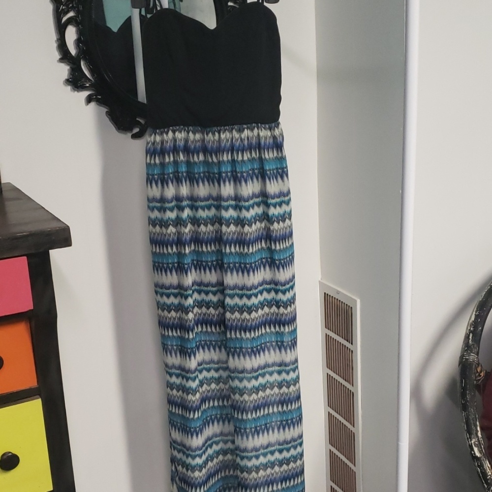 Strapless dress